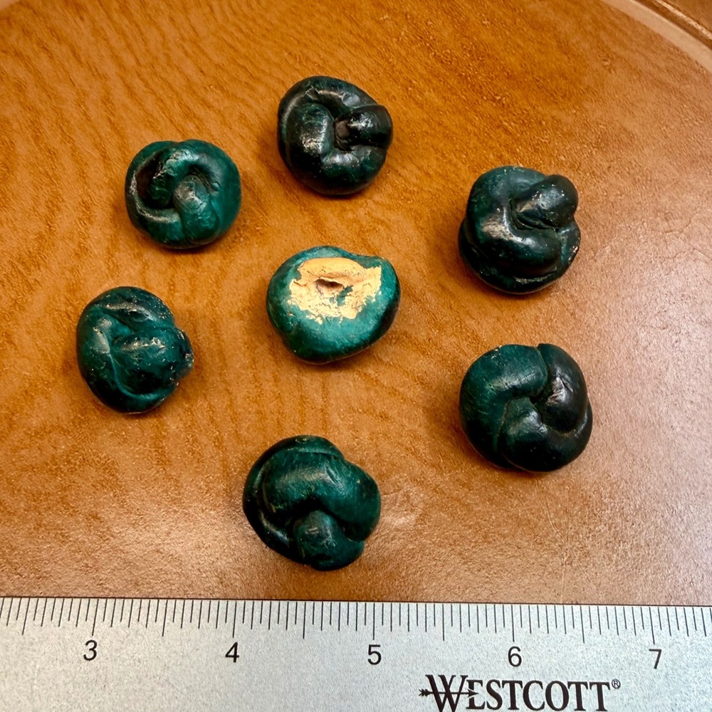 Vintage Handmade pottery Knot Buttons Set of 7 Teal Green Sculptural Shank 1in - Picture 4 of 6
